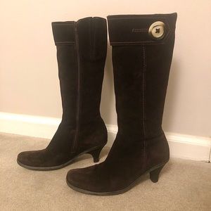 La Canadienne knee high boots